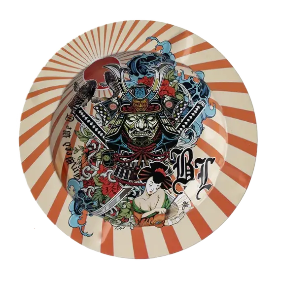 Black Leaf Ronin + Geisha Metal Ashtray: Tradition Meets Style, 2 image